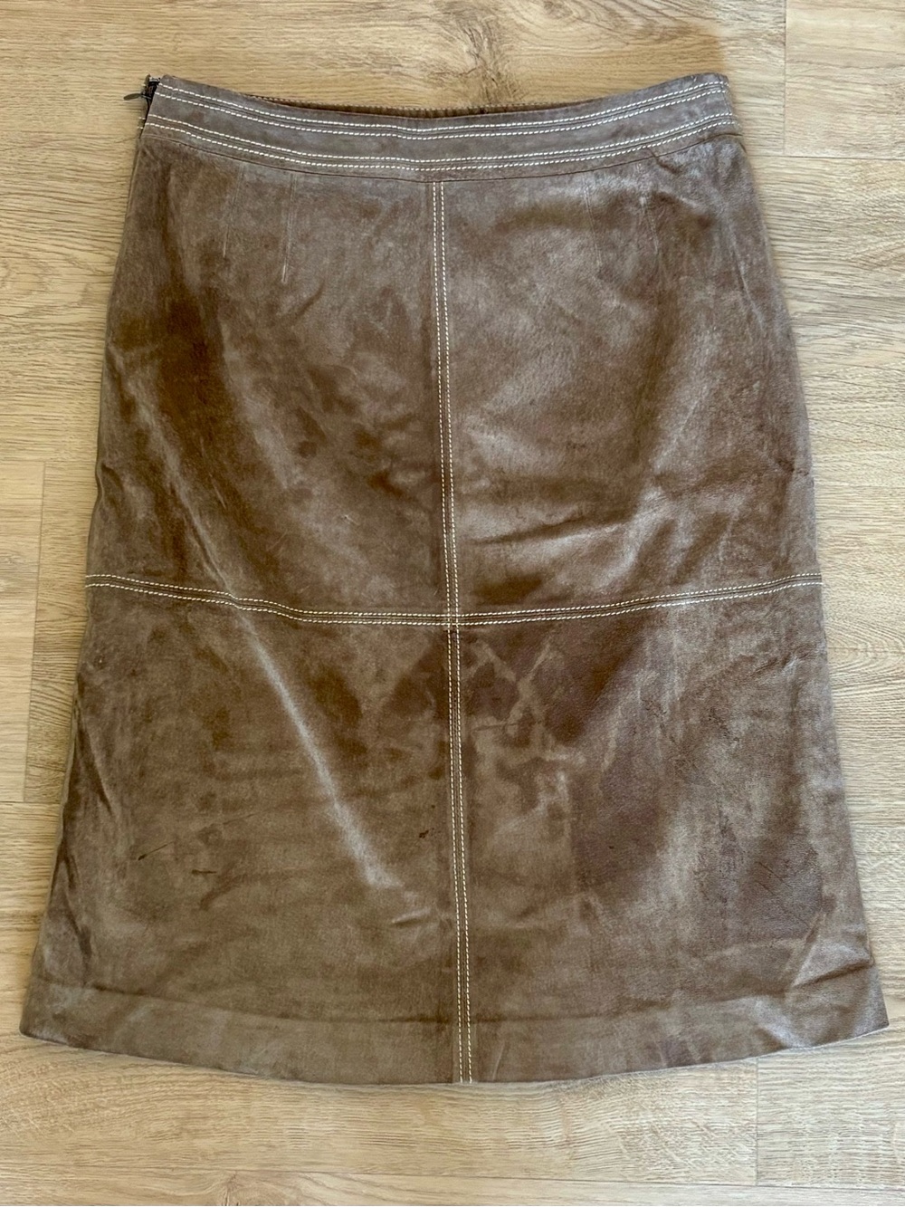 Ann Taylor LOFT Petites Genuine Suede Leather A-Line Skirt – 0P
